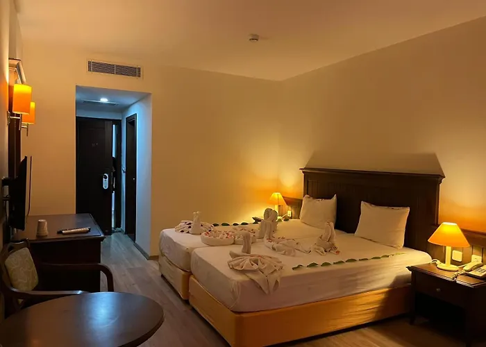 Side Palm D\'Or Hotel