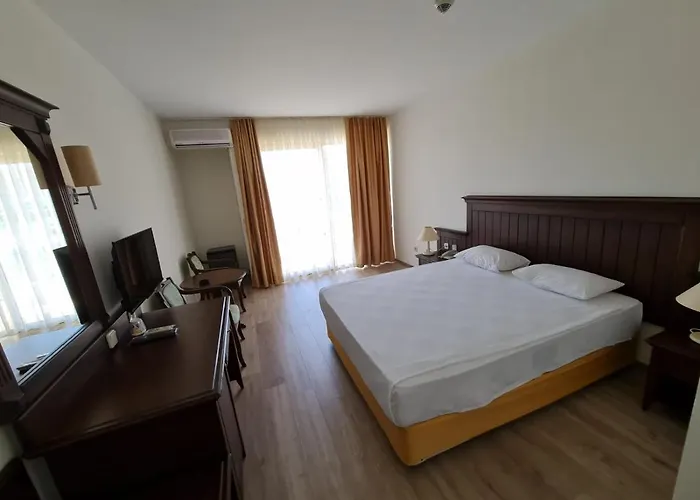 Side Palm D\'Or Hotel